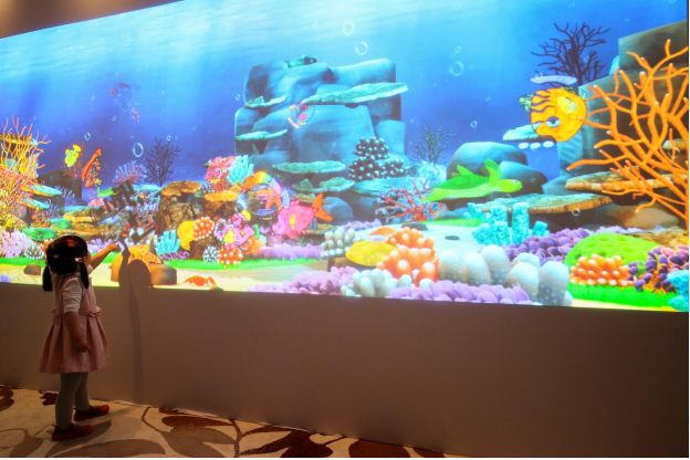 互动多媒体投影，墙面互动投影